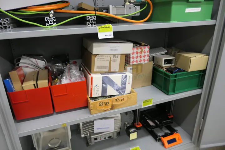 Fachinhalt Elektronikkomponenten